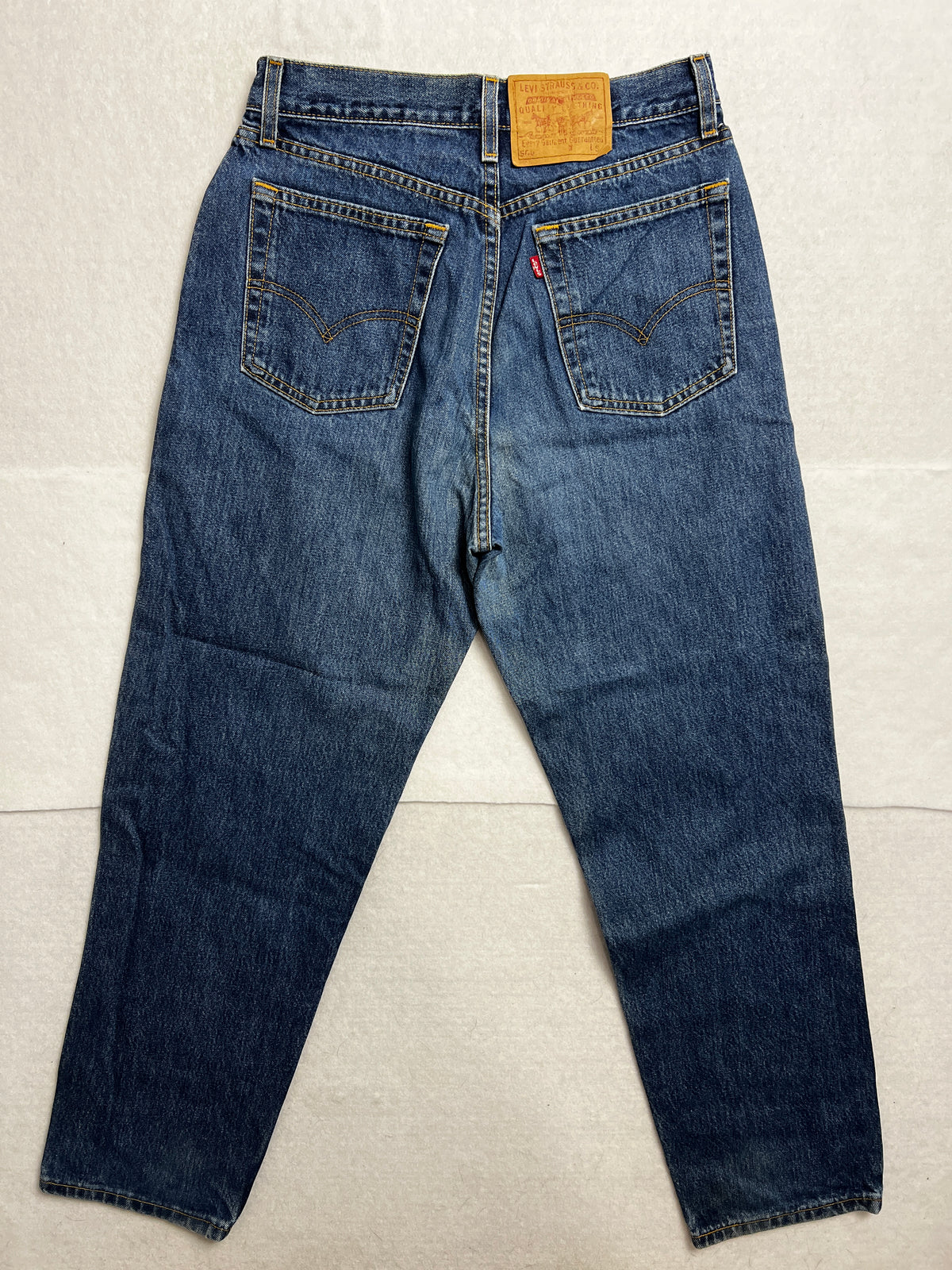 Vintage Levis 560 Loose Fit Straight Leg Jeans W30 L28 Made In USA 100% Cotton Size M