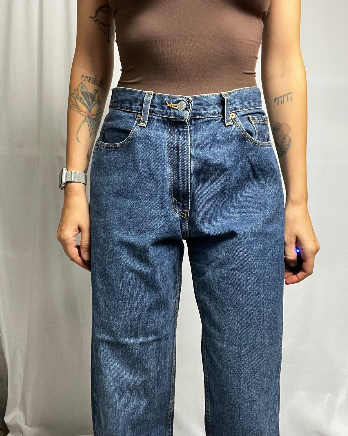 Vintage Levis 560 Loose Fit Straight Leg Jeans W30 L28 Made In USA 100% Cotton Size M
