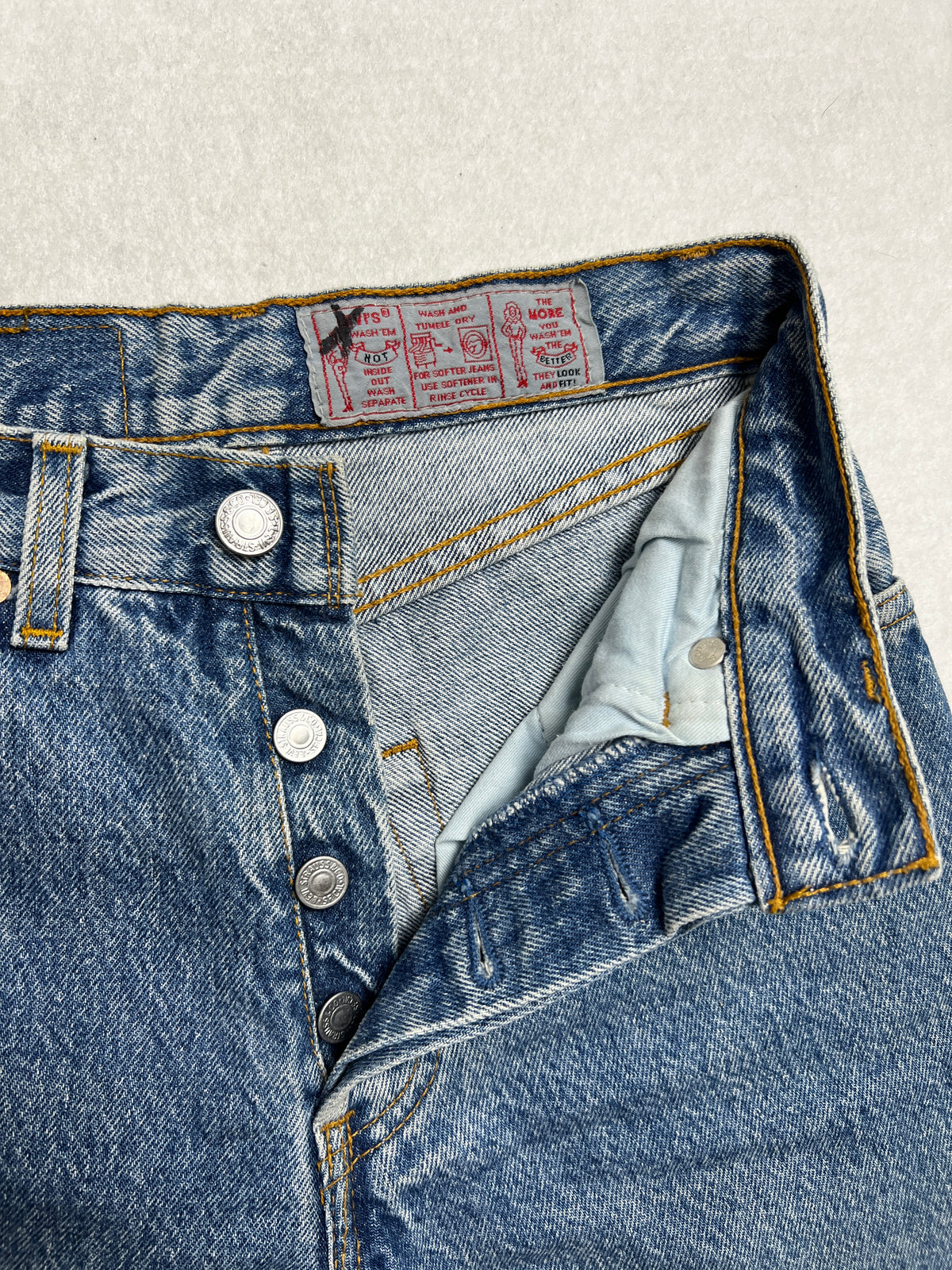 Vintage 80s 90s Levis RARE 901 Jeans W26 (Size XS) | Made In France | 100% Cotton