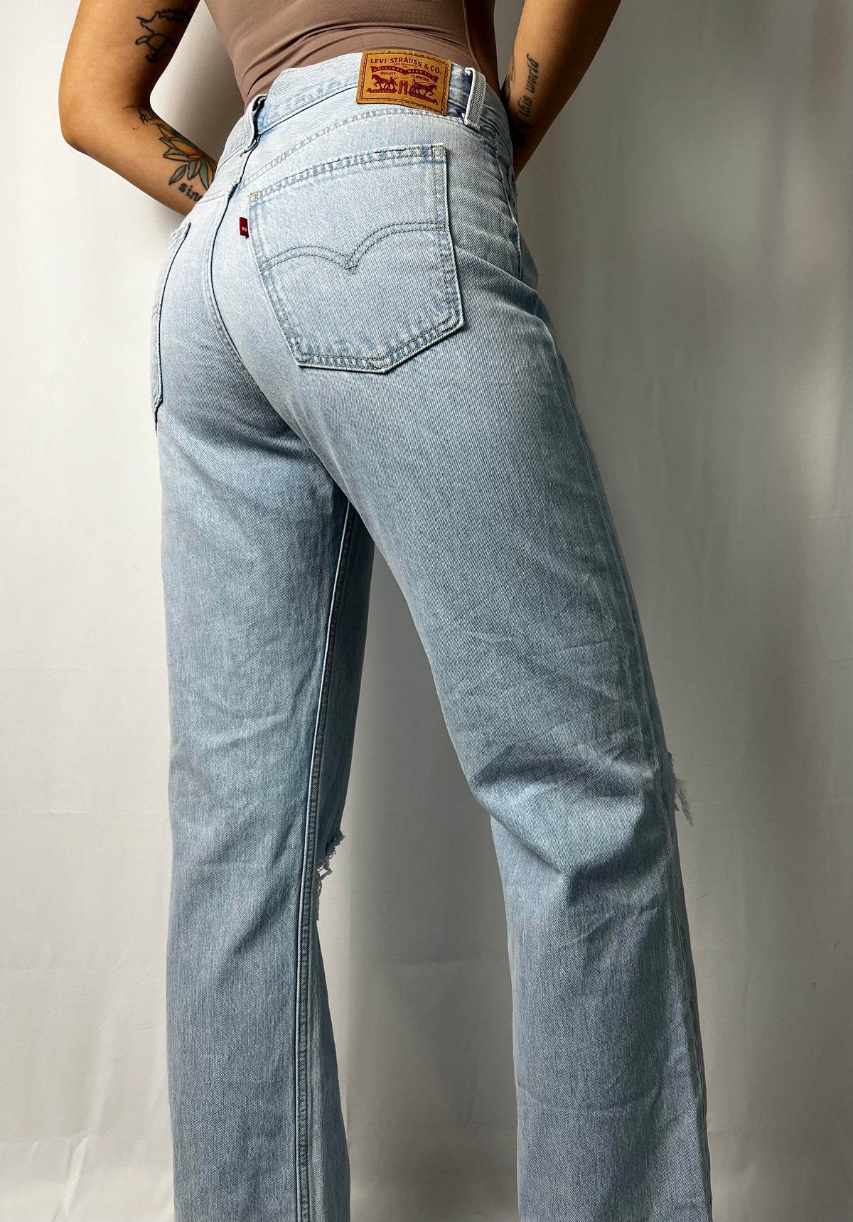 Levis Low Pro Straight W28