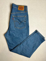 Levis High Waisted Taper Jeans W29 L27