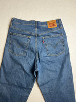 Levis High Waisted Taper Jeans W29 L27