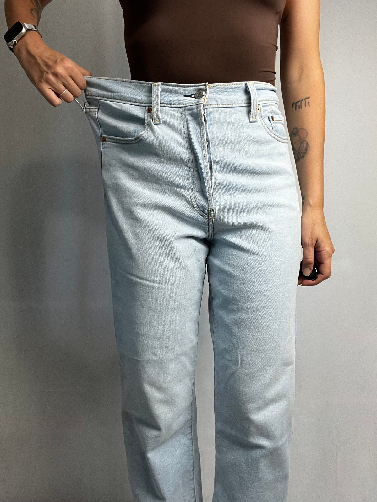 Levis Ribcage Straight Ankle Jeans W29 L27 size M