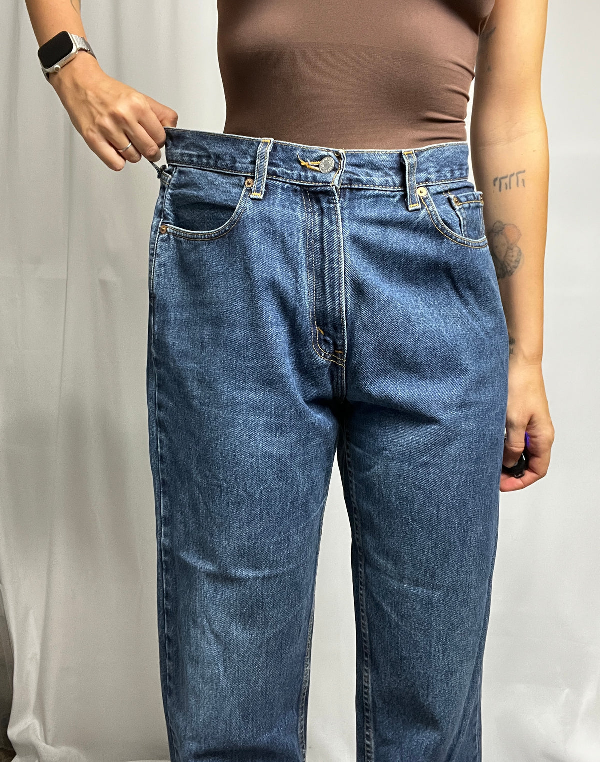Vintage Levis 560 Loose Fit Straight Leg Jeans W30 L28 Made In USA 100% Cotton Size M