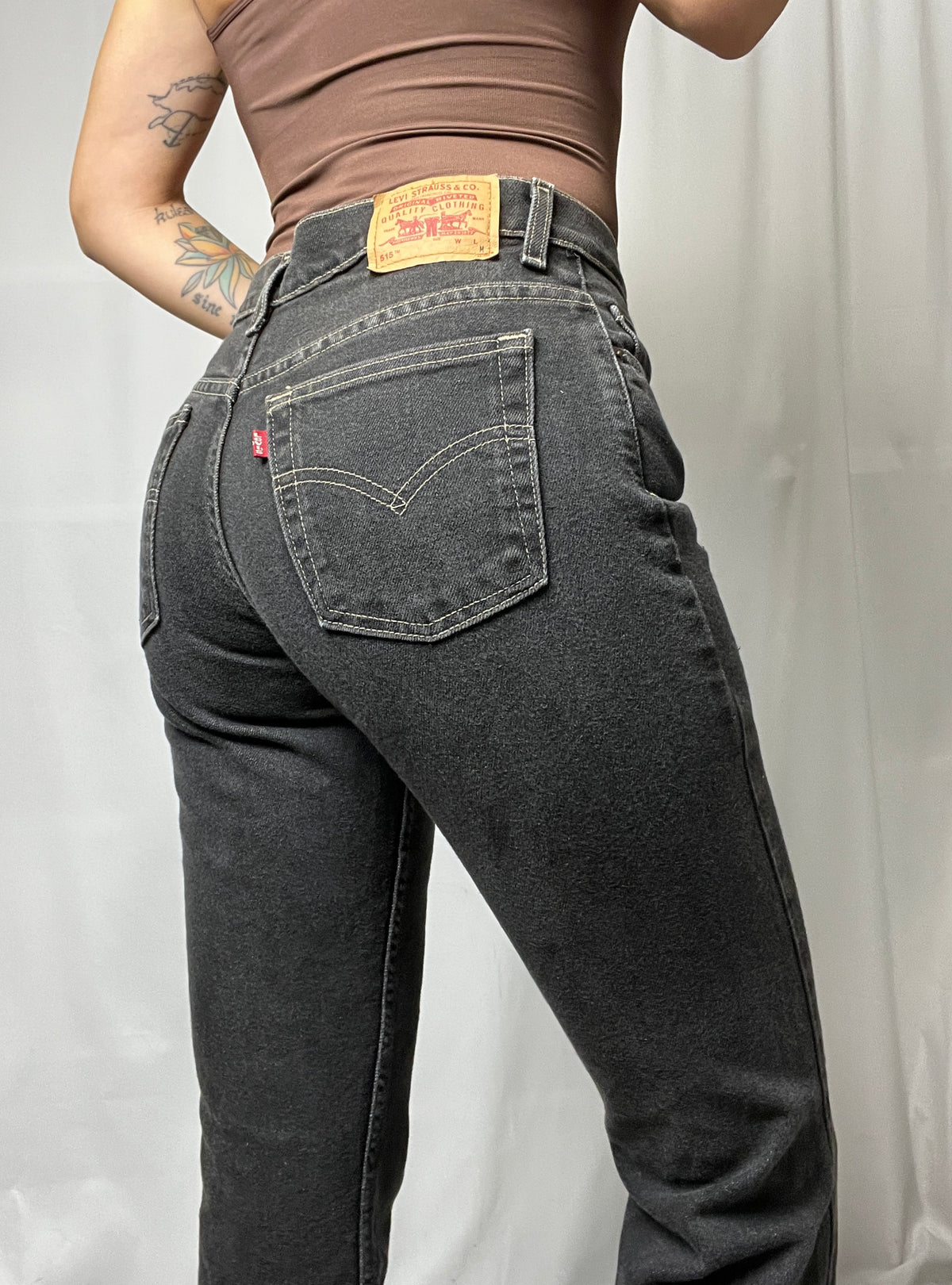 Vintage Levis Boot Cut Jeans Size M