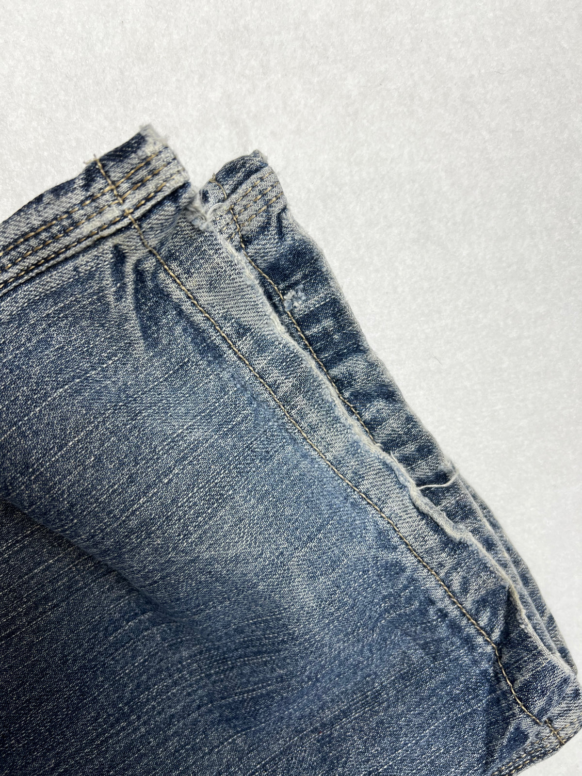 Vintage Levis 90s-2000s Y2K Cargo Jeans W29 L29