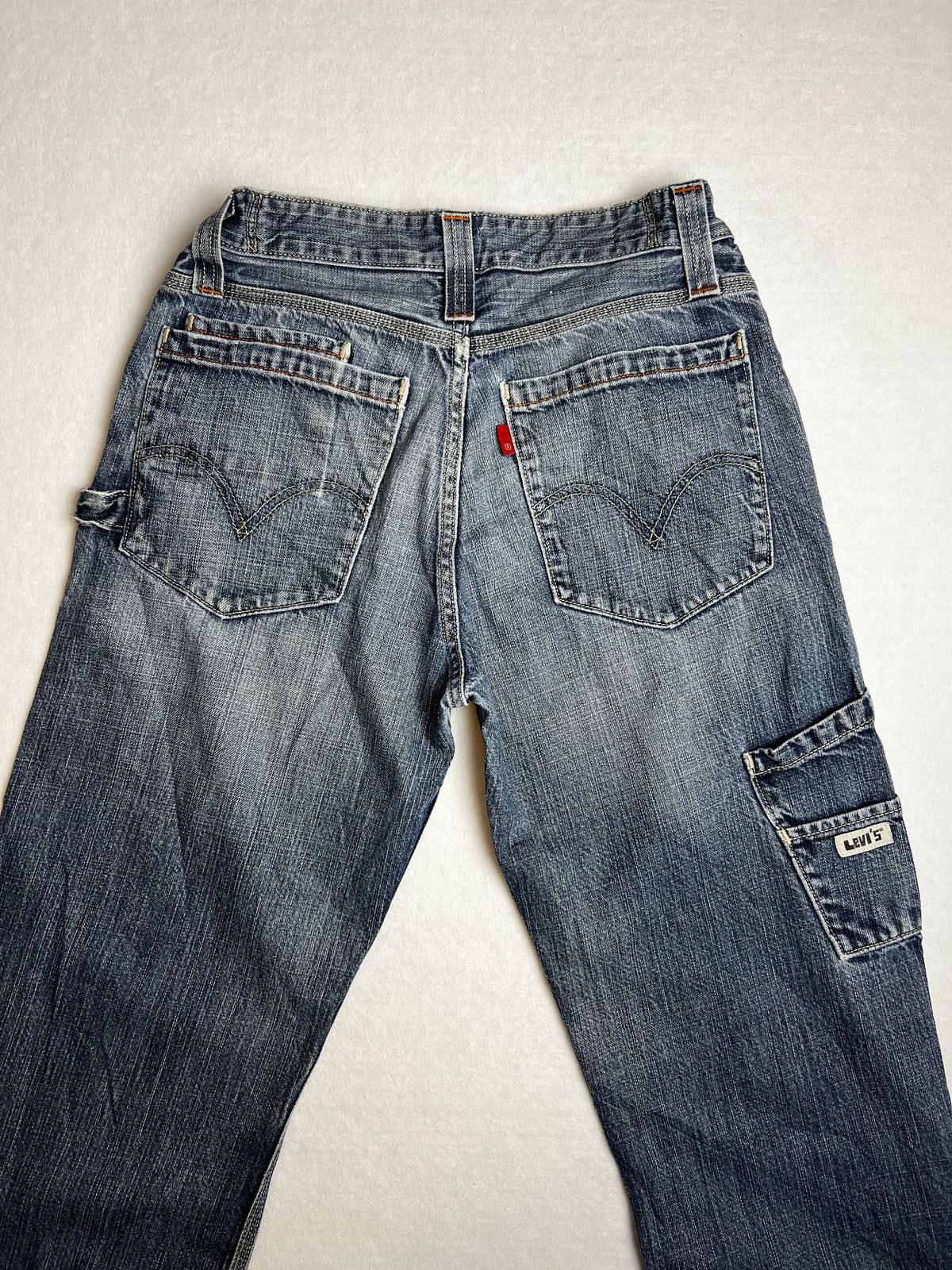 Vintage Levis 90s-2000s Y2K Cargo Jeans W29 L29