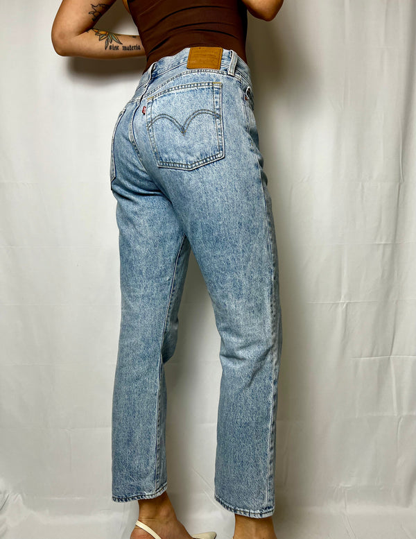 Levis Wedgie Straight Jeans W29 L28